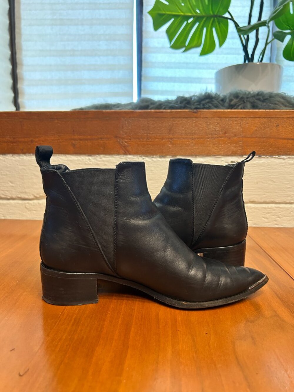 Acne Studios Jensen Boots Size 37 Black Flat Leather - Picture 8 of 10